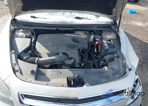 2011 Chevy Malibu z USA, uszkodzony, nr VIN 1G1ZB5E11BF268287